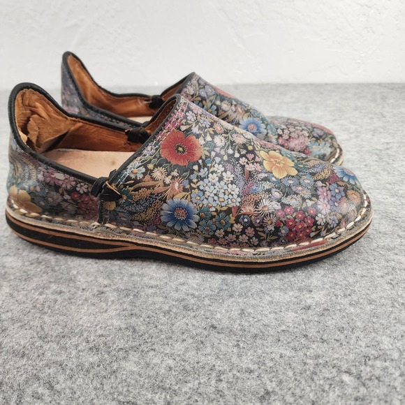 L.L. Bean Shoes - LL Bean Size 8 | Floral Leather Comfort Loafers Slip On Shoes Clogs Garden Shoe